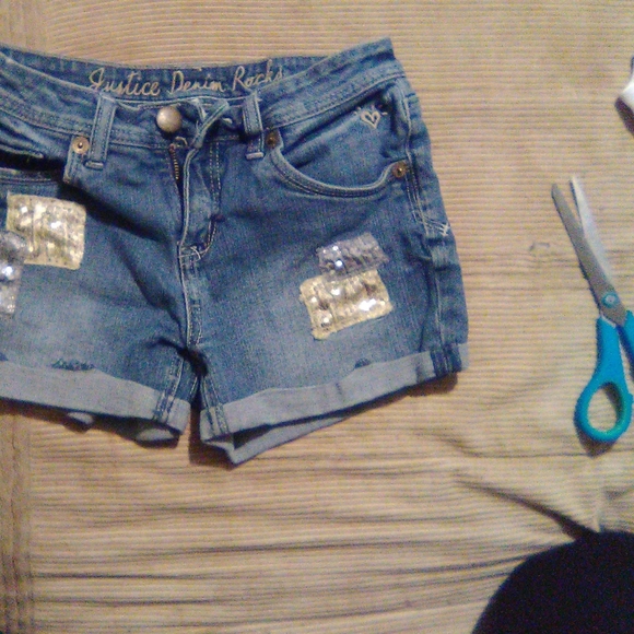 Justice Denim Rocks - Picture 2 of 3